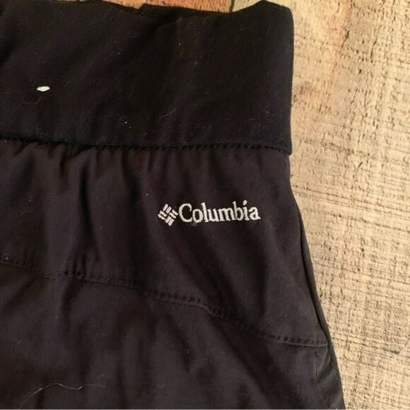 Columbia women's size medium Black skort skirt with under shorts with side ties - Picture 7 of 8